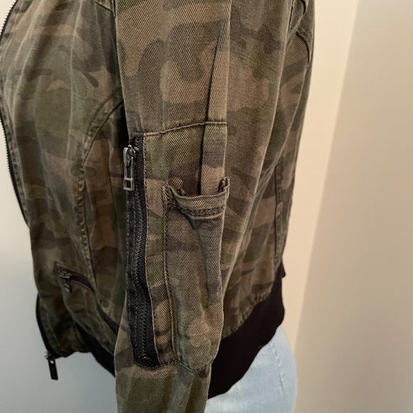 Sanctuary jacket bomber long sleeve camouflage green black womens extra small - Picture 3 of 5
